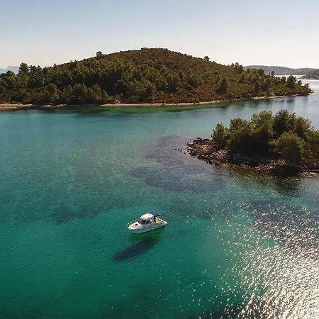 Дом отдыха Awesome In Stankovic With Wifi