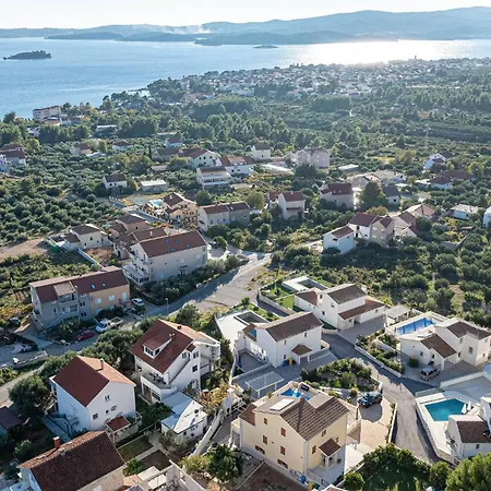 Lovely In Stankovic *